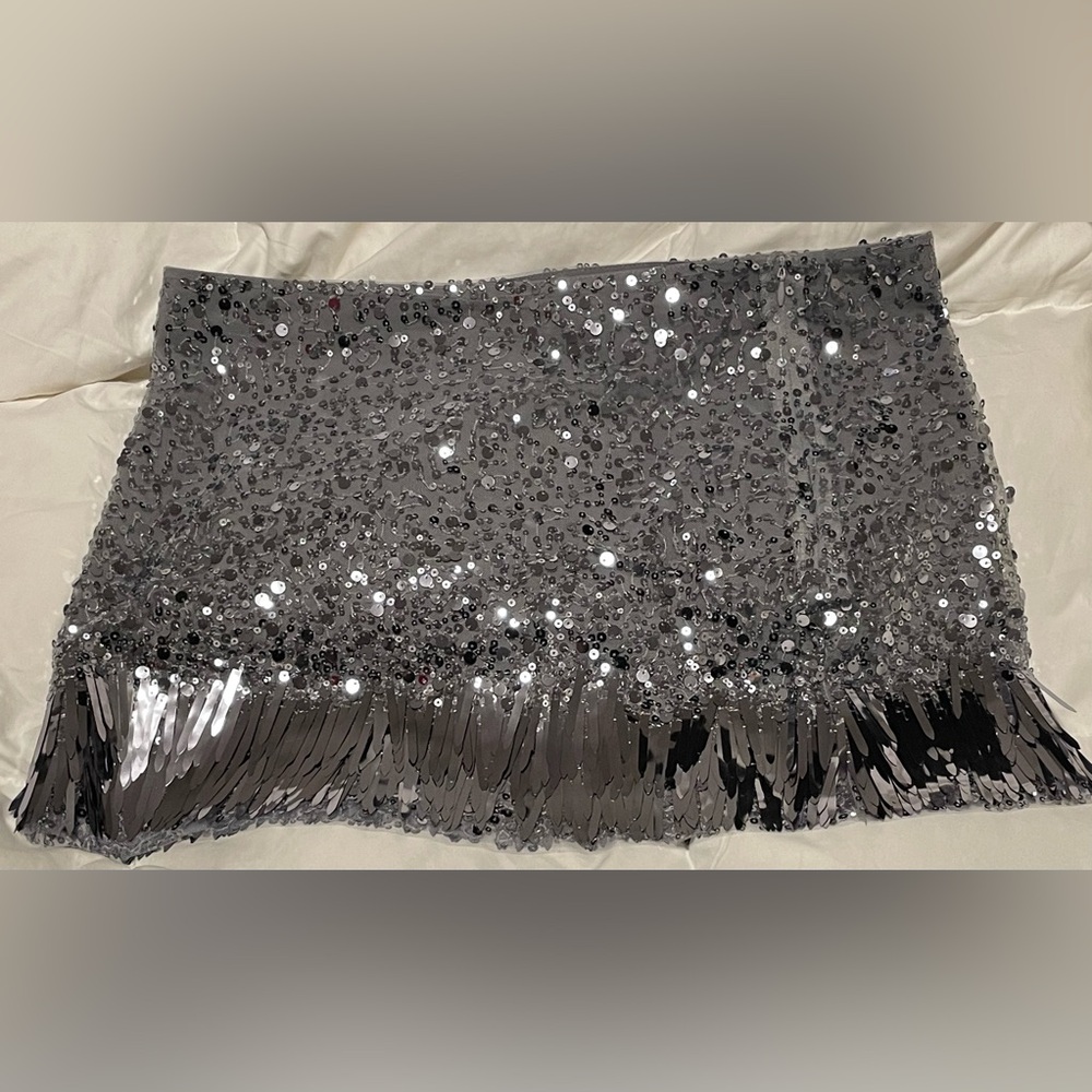 NWOT Zara Grey & Silver Sequin Mini Skirt